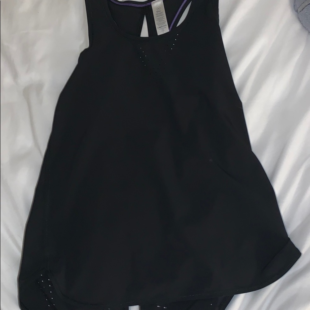 black ivviva tank
